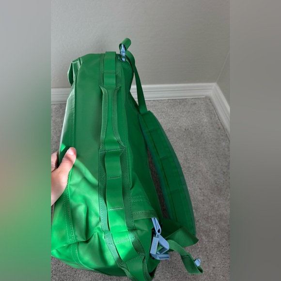 Drunk Elephant to the MoonGo Bag 32L - Picture 10 of 15